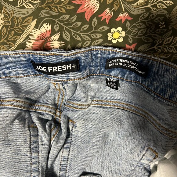 Joe Fresh Jeans - Picture 2 of 2